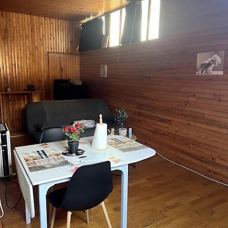 Studio Hyper Centre Tulle Apartamento Exterior foto