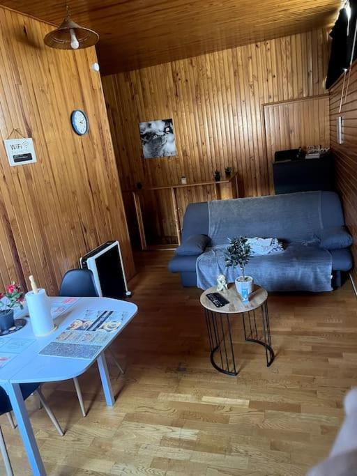 Studio Hyper Centre Tulle Apartamento Exterior foto